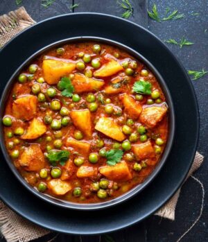 Aloo Mattar (GF)